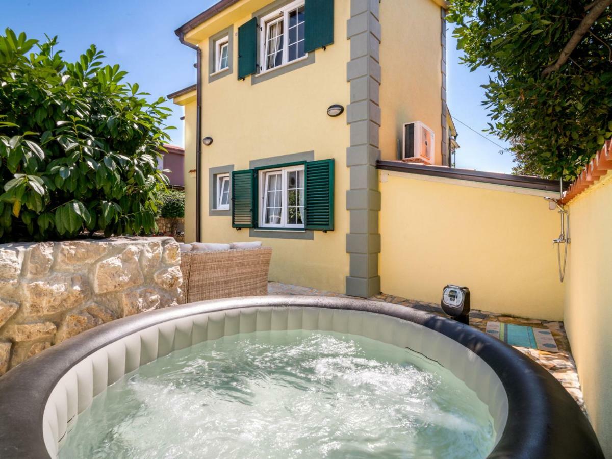 Holiday Home Zora By Interhome Njivice Exterior foto